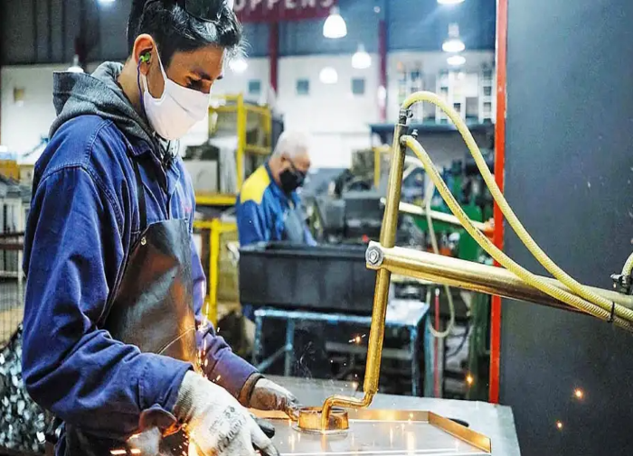 Las ventas de las pymes industriales caen 6,4% en el primer trimestre y se fren la creacin de empleo