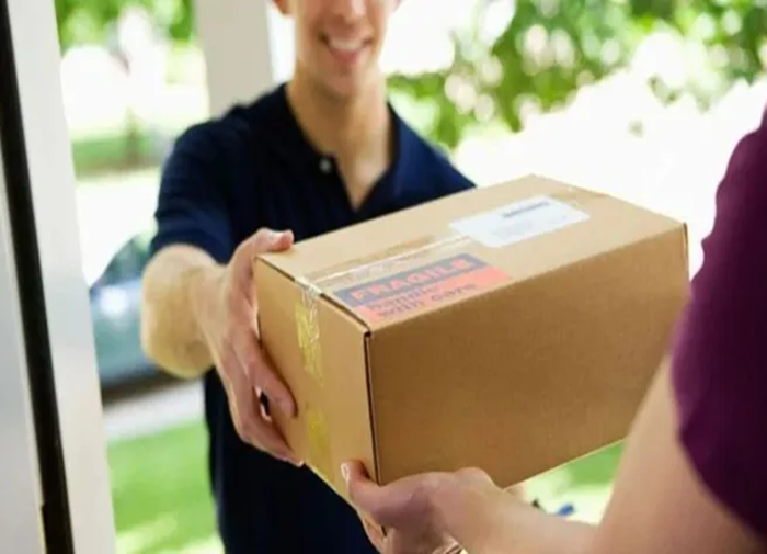 Boom de compras v�a plataformas: las importaciones por courier se dispararon 274% en 2025